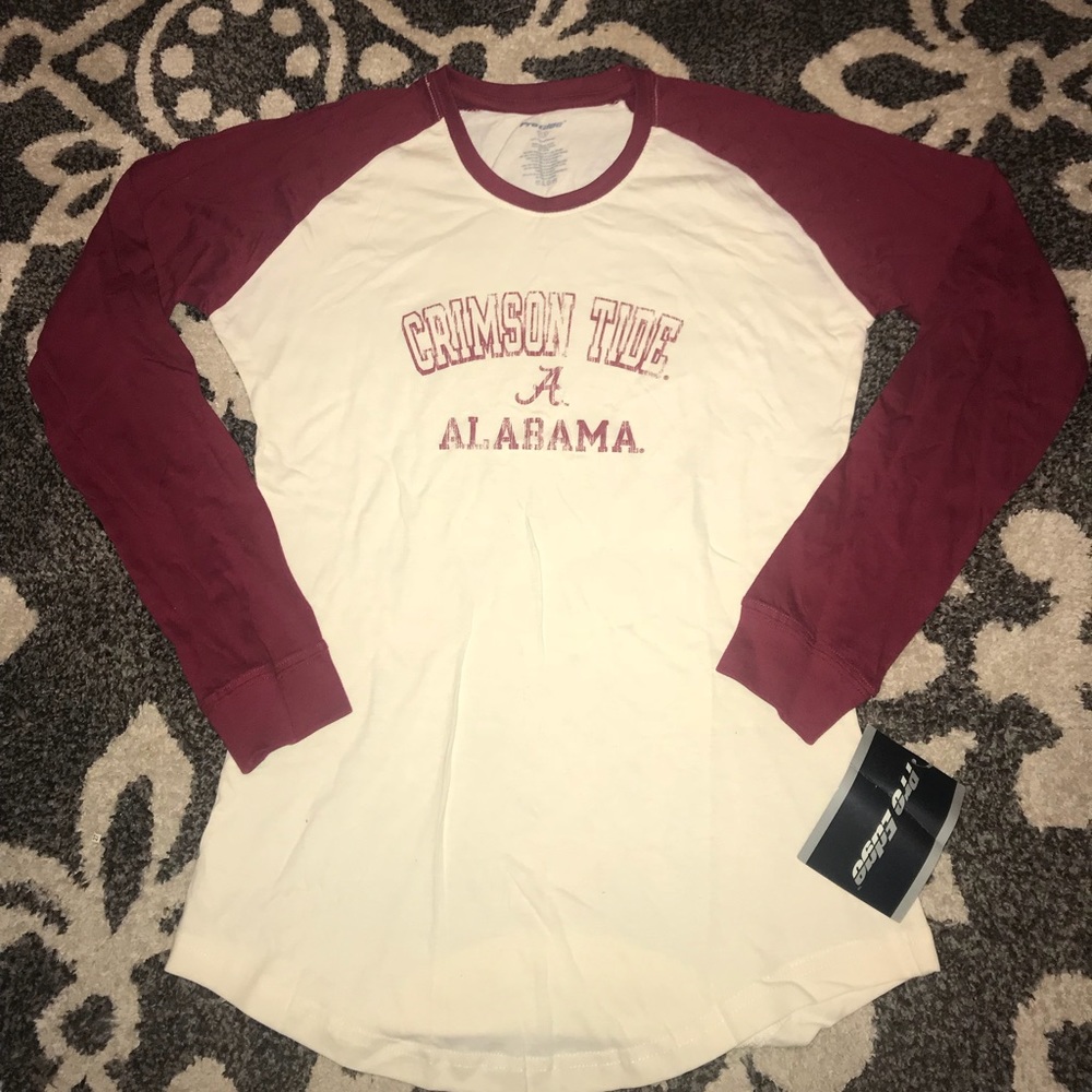 Women’s University of Alabama baseball tee size L